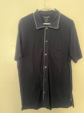 Todd Snyder Navy Short-Sleeve Button-Down with White Piping Trim
